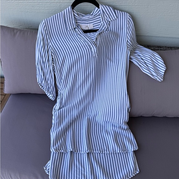 Thread & Supply Tops - Thread & Supply Blue and White Striped Blouse